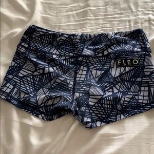 Fleo shorts